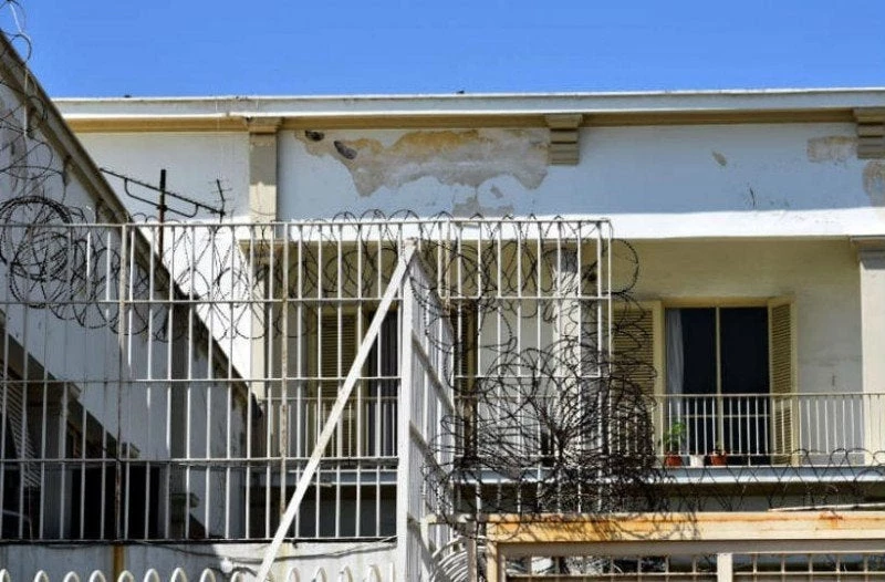 Απόδραση από Κορυδαλλό: Η αστυνομία στα ίχνη του ενός δραπέτη – Μεγάλη επιχείρηση για την σύλληψή του